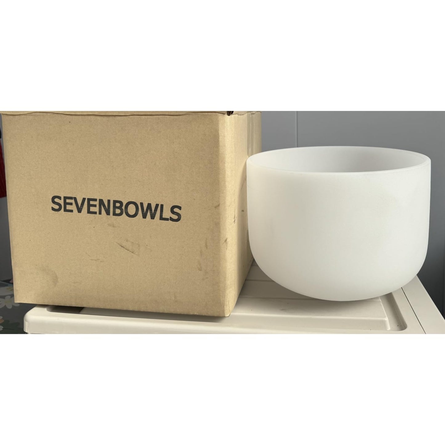 Sevenbowls Singing Bowls 432hz B Note 8-Inch Crystal Singing Bowl With A Free Mallet And O-Ring For Sound Healing, Meditation, Yoga, and Sound Baths
