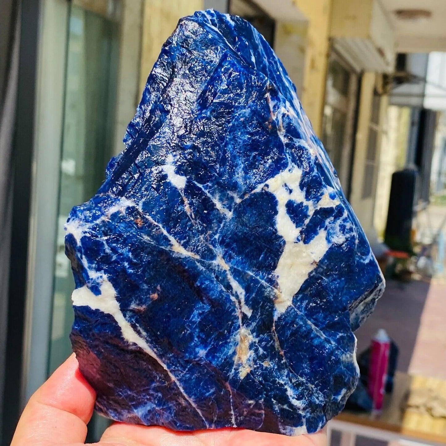Blue Sodalite, Associated With Throat Chakra Known For Its Royal Blue & Purple Shades,Good For Balancing The Head & The Heart To Align Individuals With Their True Selves.