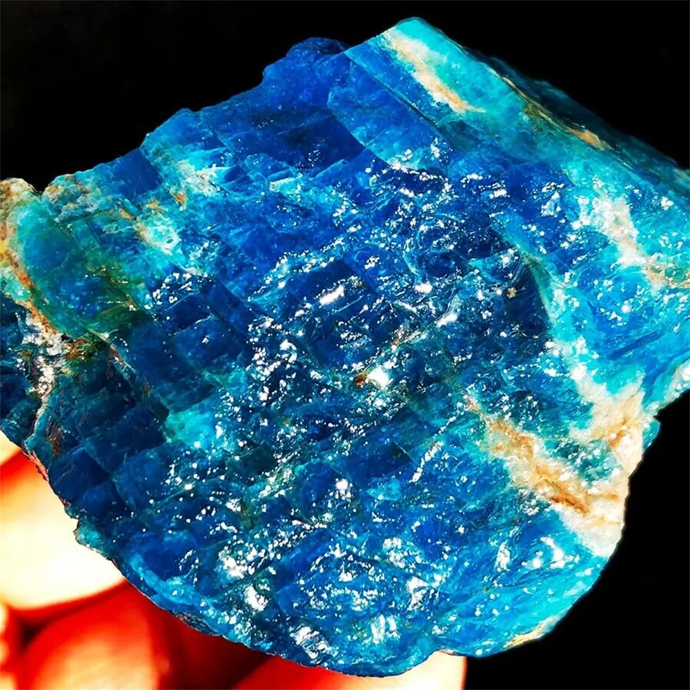 Blue Apatite Crystal Mineral Specimen This Gemstone Is Known To Connect Your Soul With The Past Self. It Restores Primordial Wisdom By Connecting Your Soul To Spiritual & More Intellectual Parts Of Your Previous Self.