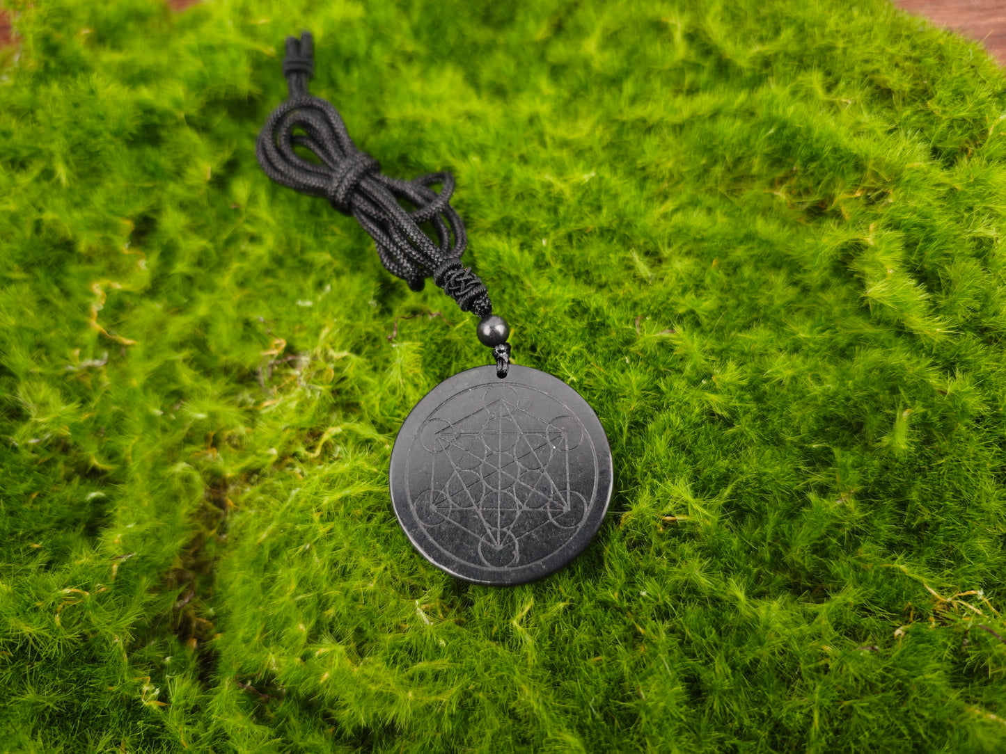 Shungite EMF Protection Pendant Necklace Protects Your Electromagnetic Aura Field.