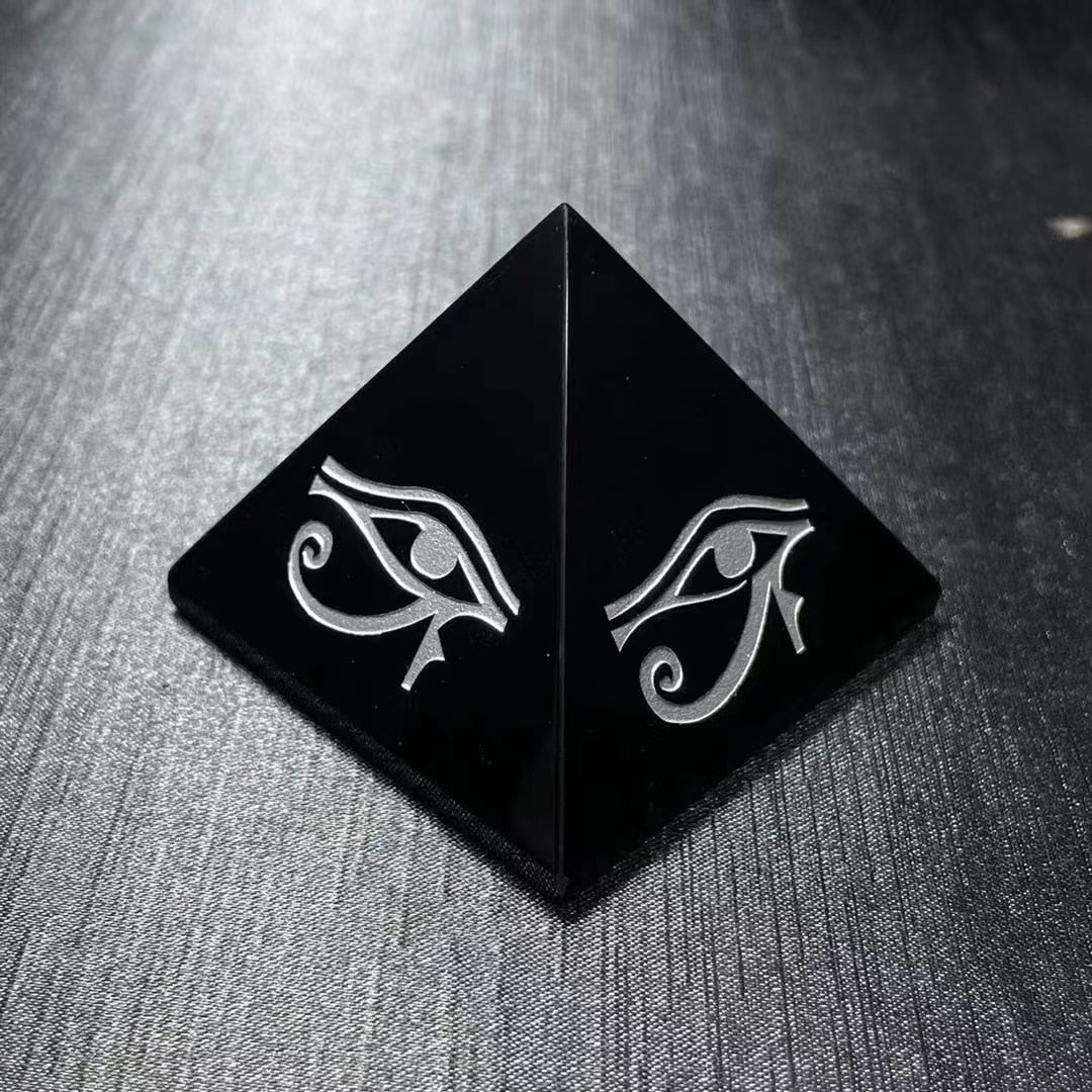 12cm Natural Chakra Obsidian Kemetic Eye Of Horus Crystal Protection Pyramid Engraved The Eye of Horus.