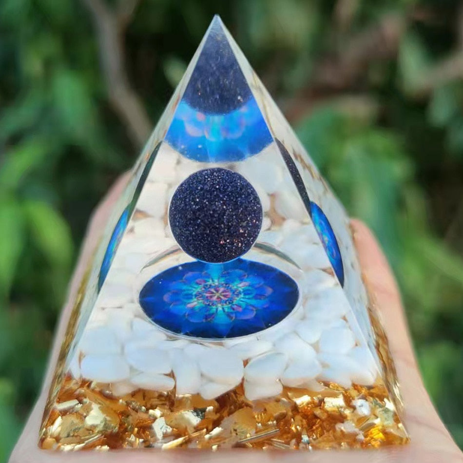 6cm orgonite Crystal Pyramid Chakra Spiritual Orgone Pyramid And Generator With Emf Protection For Reiki Healing