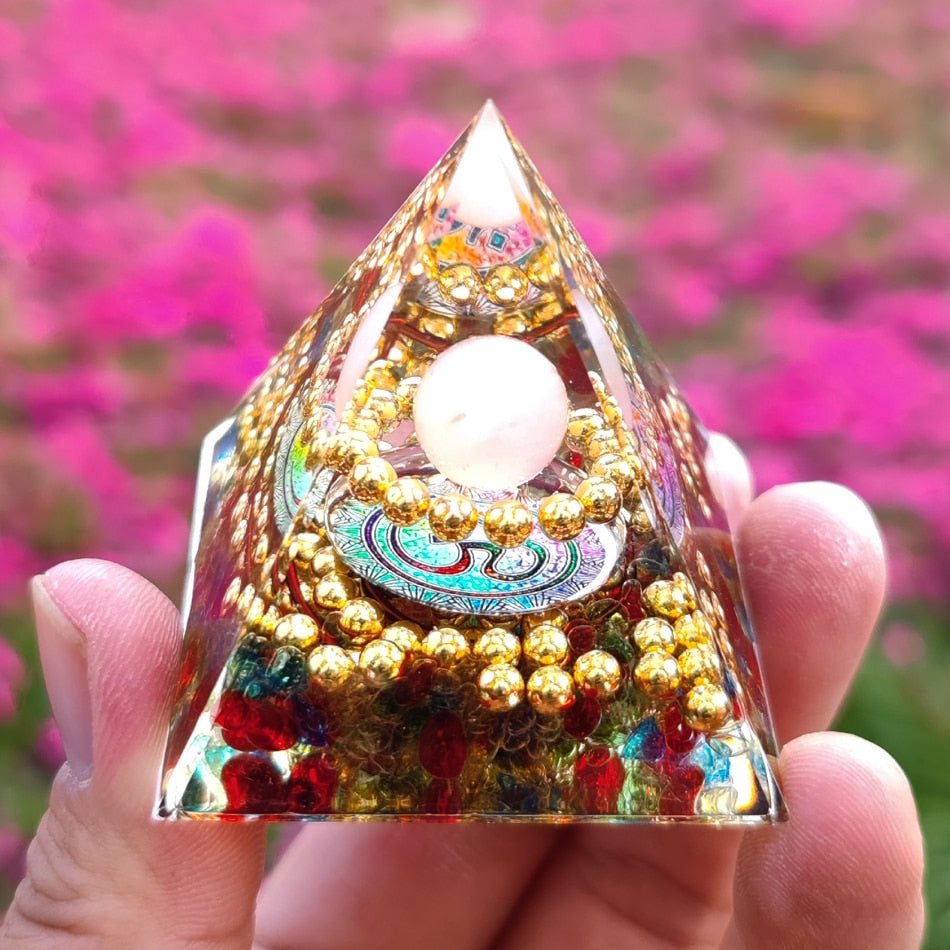 Orgone Pyramid Amethyst Peridot Healing Crystal Energy Generator Reiki Balancing Orgonite Pyramid EMF Protection Meditation Tool